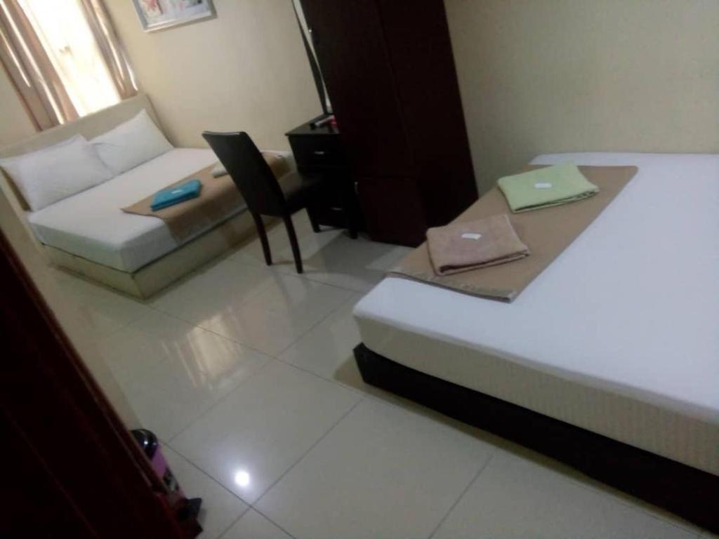Ark Hotel เซอรีเคมบางัน ภายนอก รูปภาพ